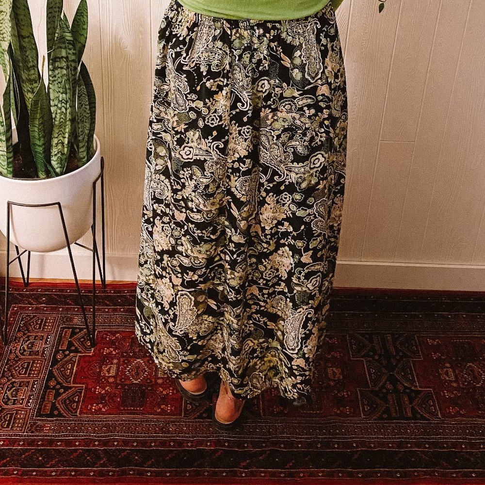 90's Paisley Maxi Skirt